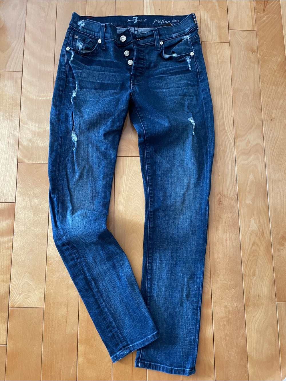 25.    NWOT  7 For All Mankind  JOSEFINA Skinny Boyfriend Jeans
